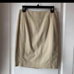 Loft Pencil Skirt Size 4 Dark Khaki/ Camel